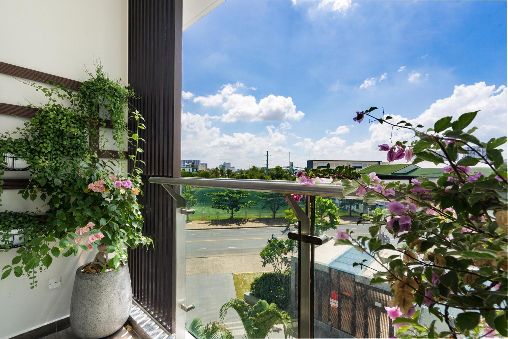 The Peak Midtown Twobedroom With Balcony Ho Şi Min Exterior foto