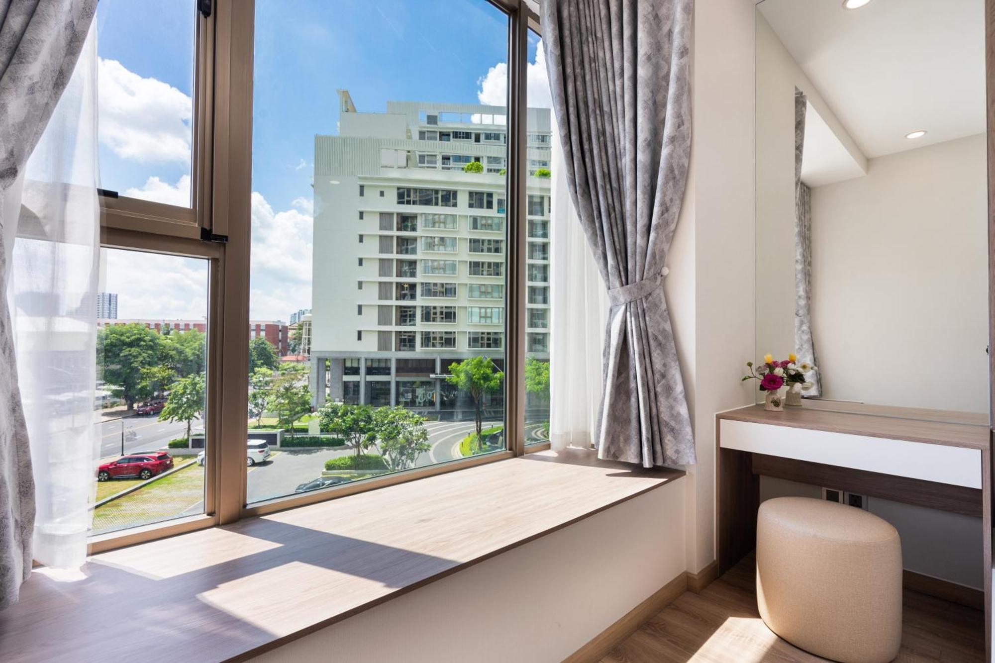 The Peak Midtown Twobedroom With Balcony Ho Şi Min Exterior foto